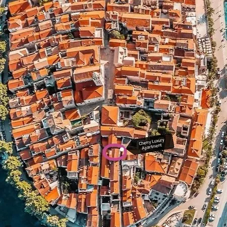 Cherry Luxury * Korčula