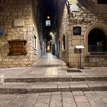 Cherry Luxury شقة